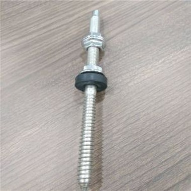 Samostatný stojan na stojan so solárnym panelom