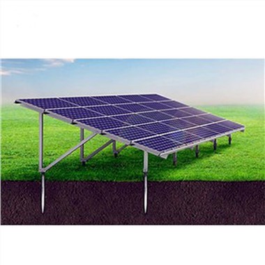 Montáž solárnych panelov na zem